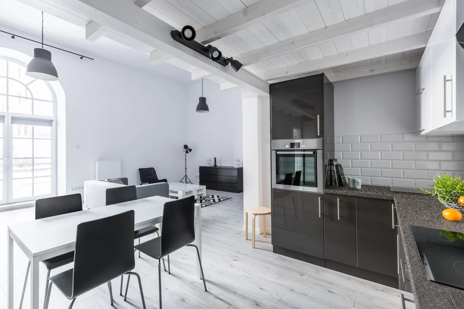 Blackburn Hanstone Quartz installed — project photo 1