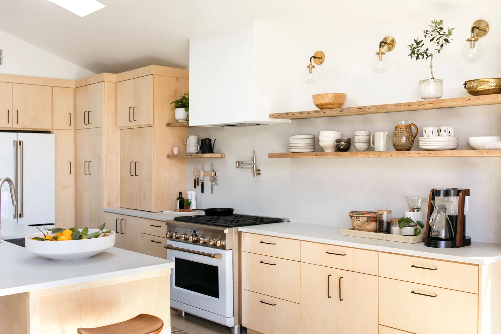 Coast Hanstone Quartz installed — project photo 1