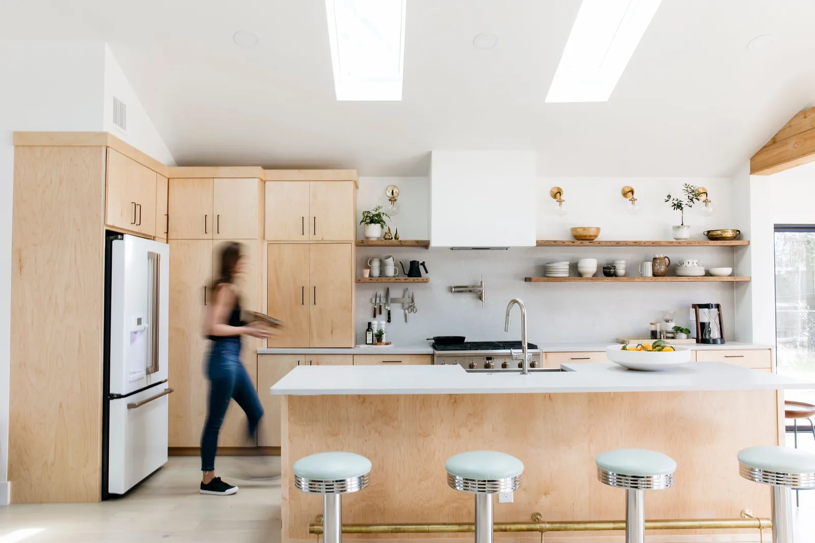 Coast Hanstone Quartz installed — project photo 3