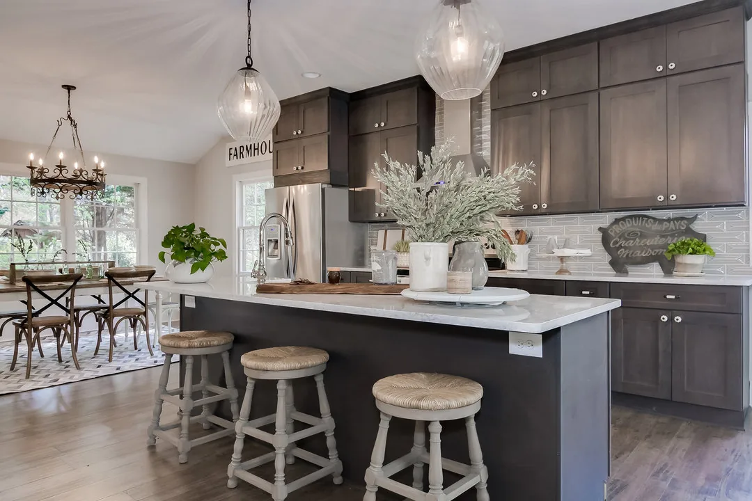 Italian Waves Hanstone Quartz installed — project photo 6