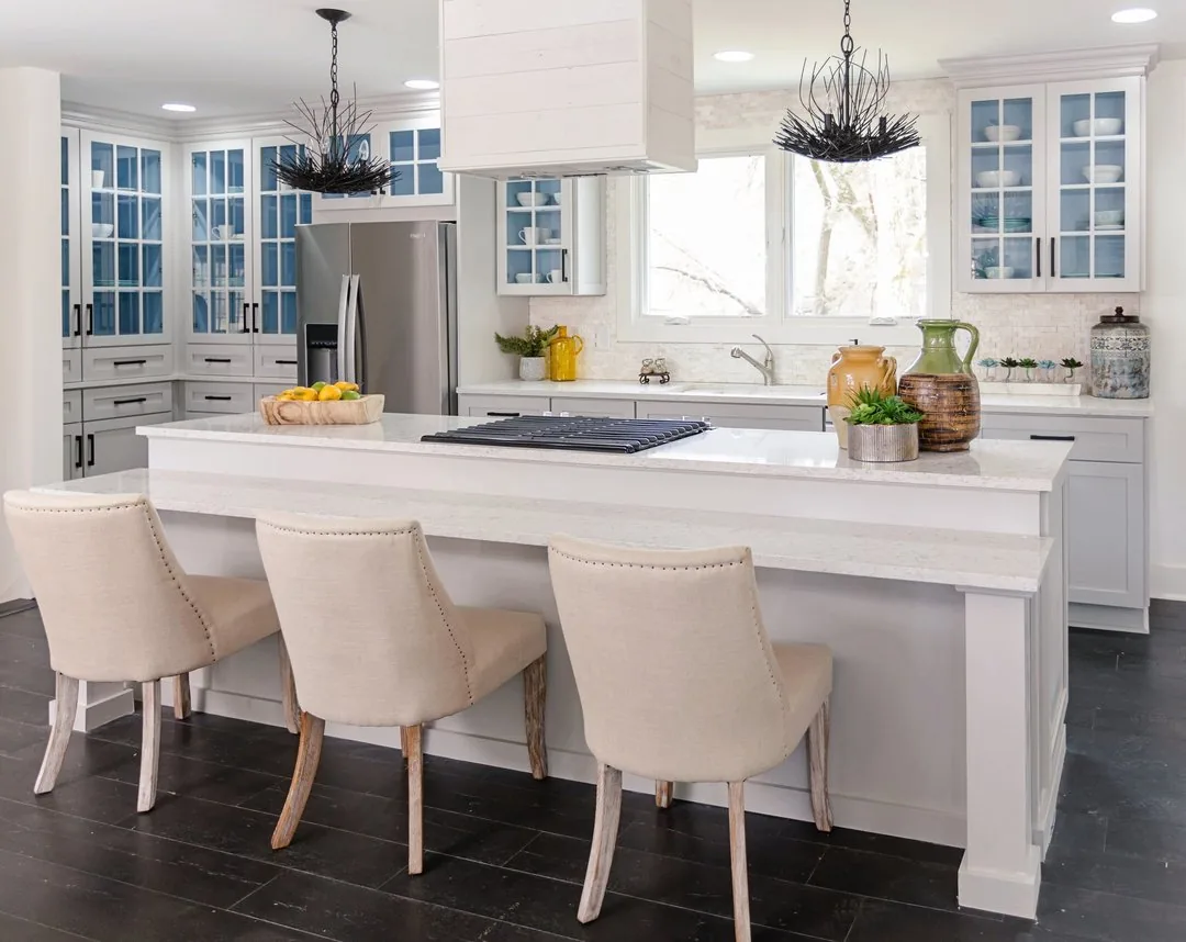 Italian Waves Hanstone Quartz installed — project photo 8