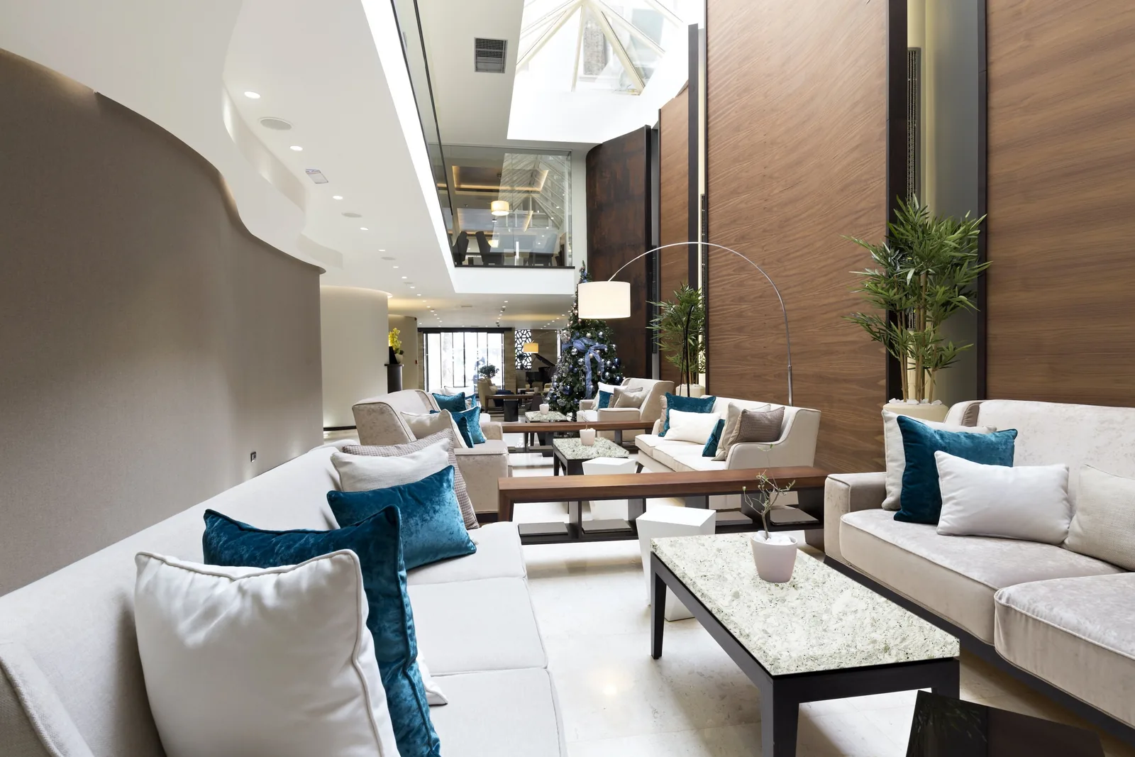 Oceana Hanstone Quartz installed — project photo 4