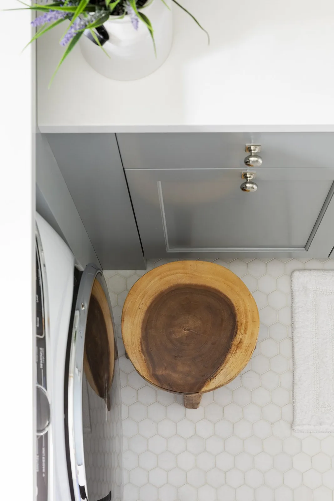 Royale Blanc Hanstone Quartz installed — project photo 6