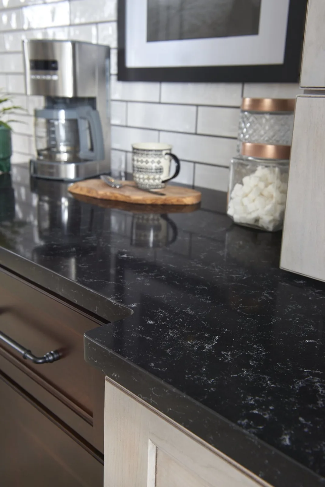 Silhouette Hanstone Quartz installed — project photo 5