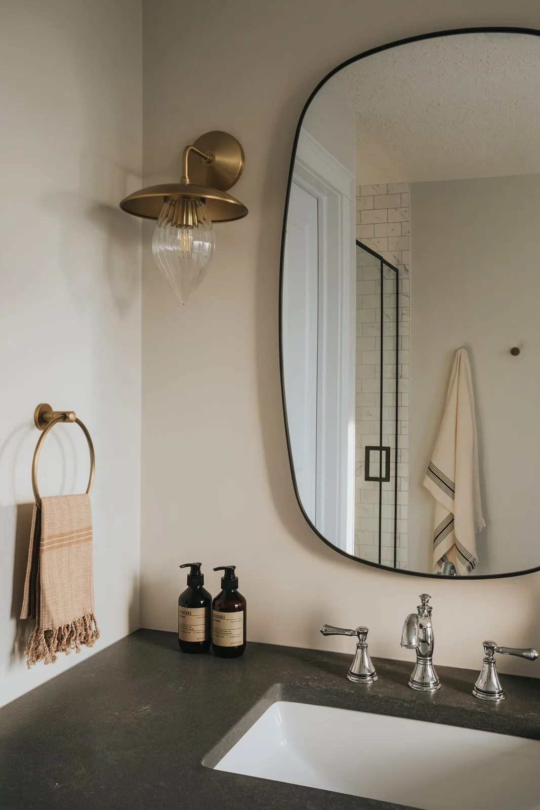Storm Hanstone Quartz installed — project photo 3