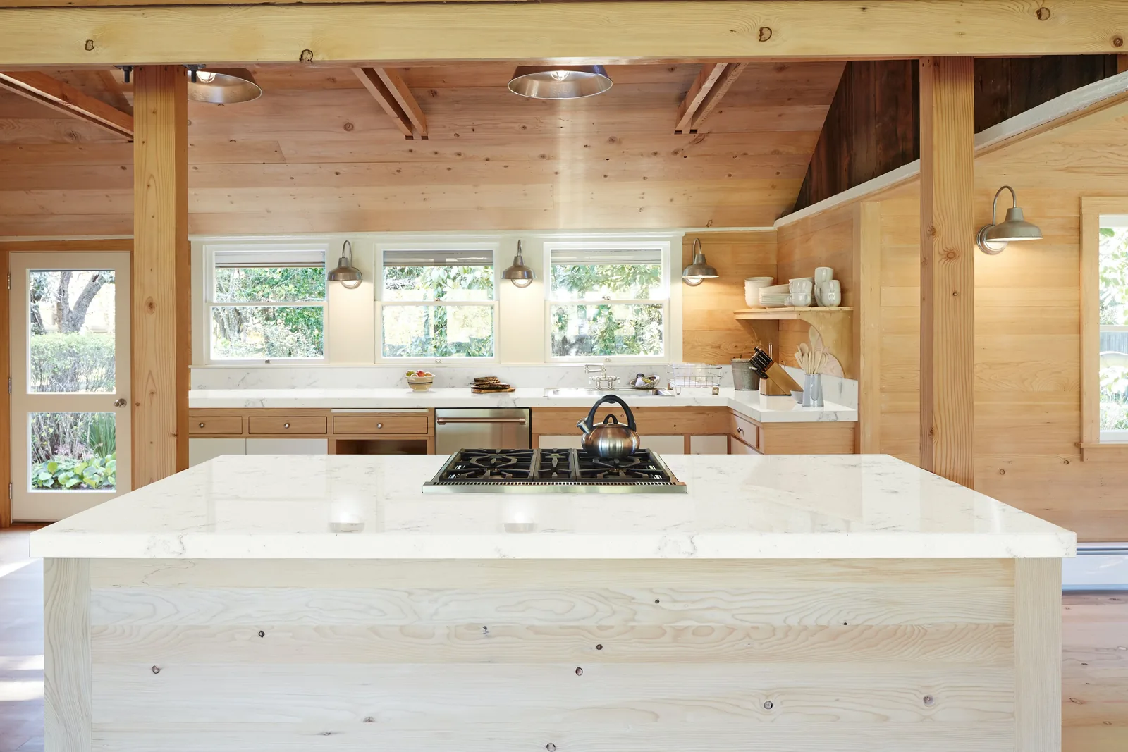 Whistler Hanstone Quartz installed — project photo 1
