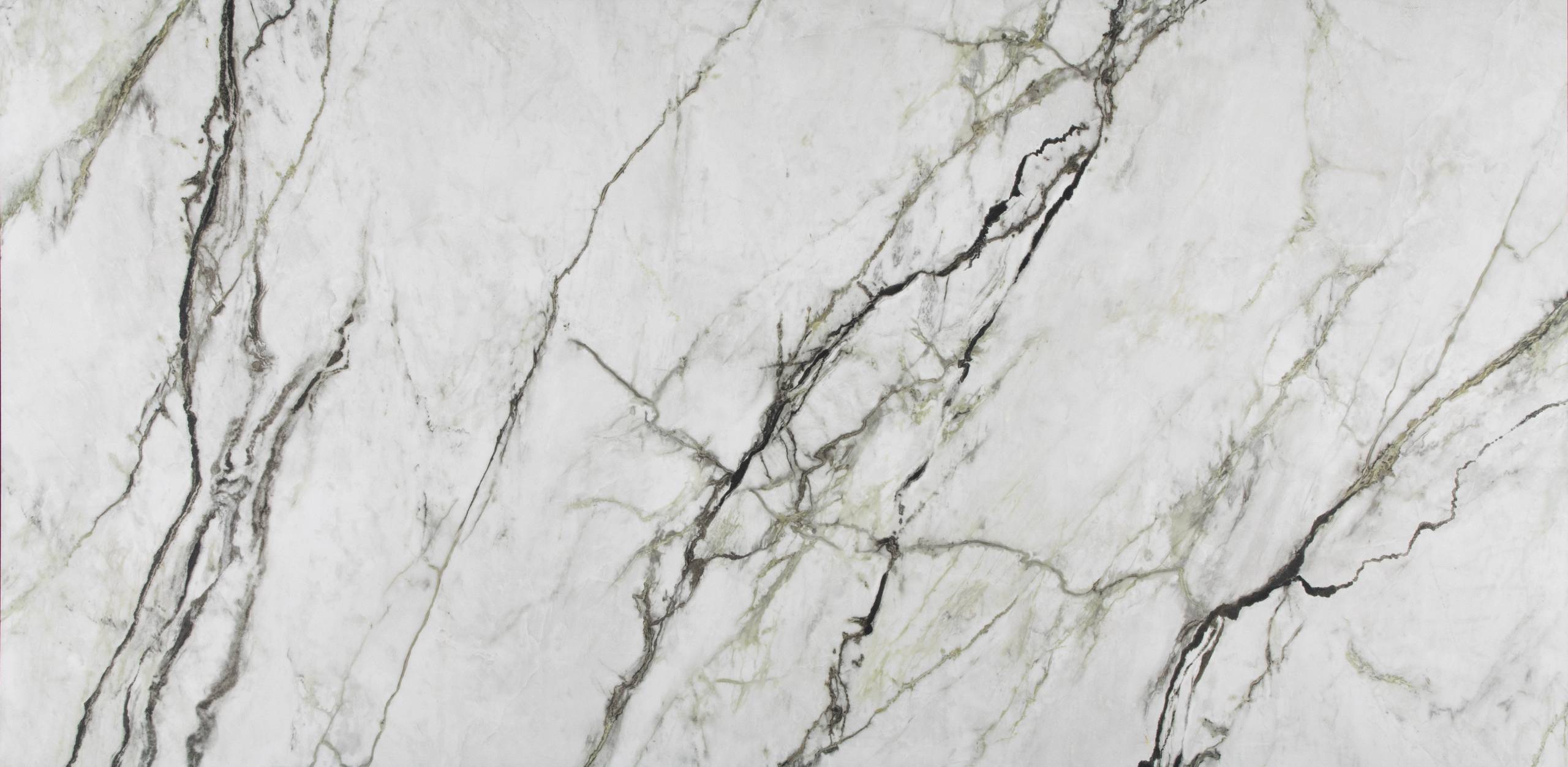 Opus White Lucciare Quartz swatch