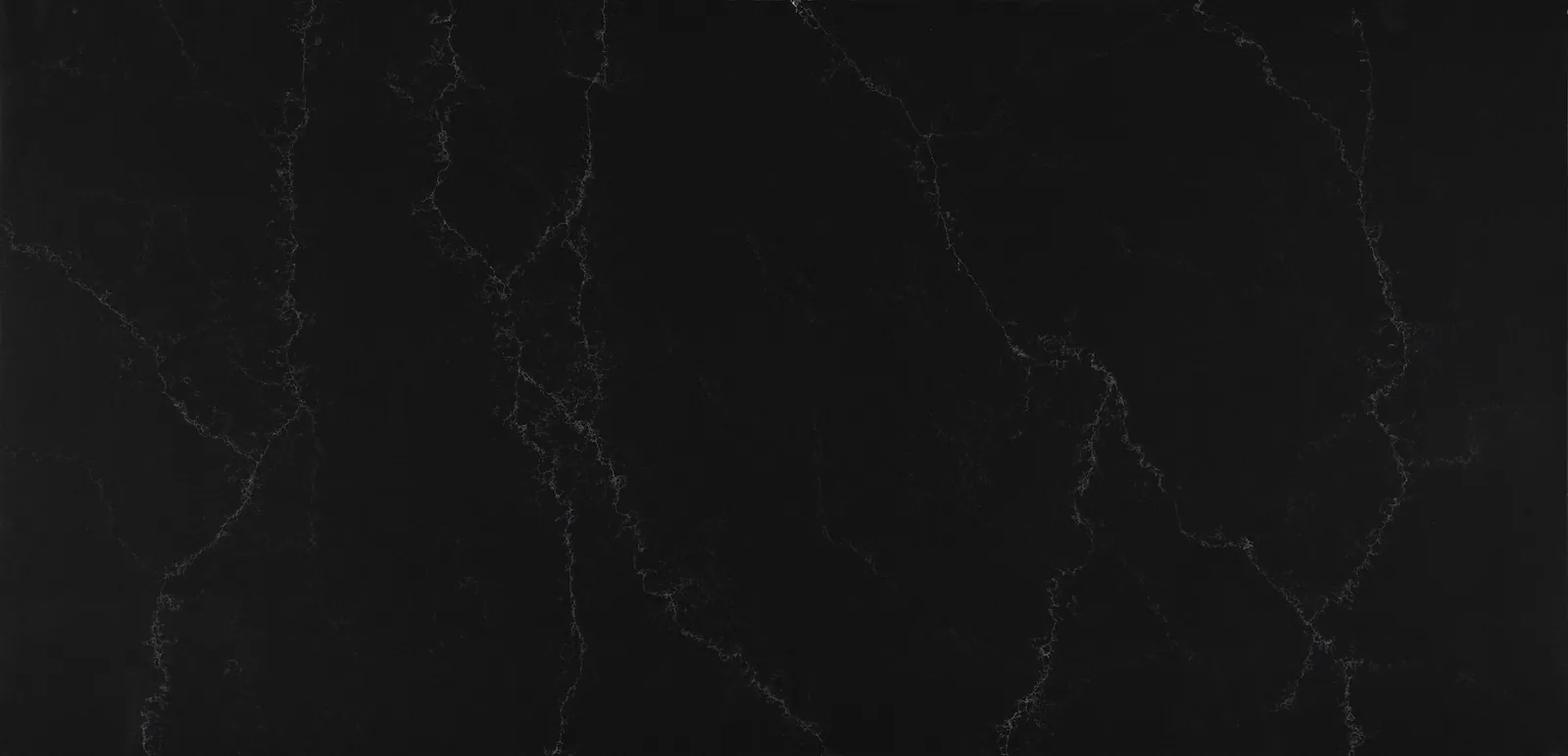 Marquina Mist Lucciare Quartz installed — project photo 2