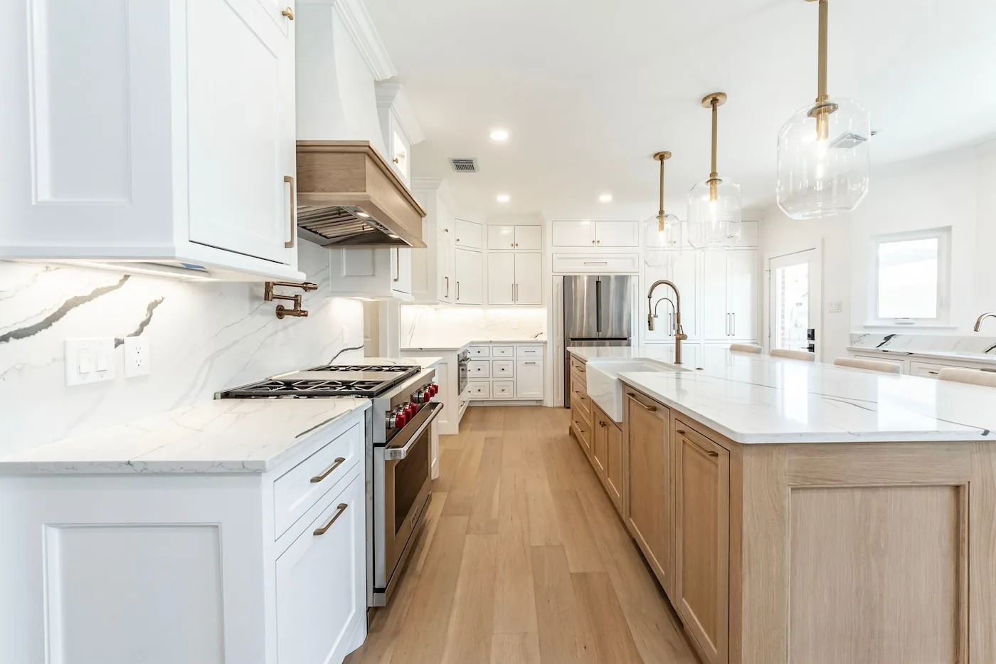 Mondria Kumair Lucciare Quartz installed — project photo 1