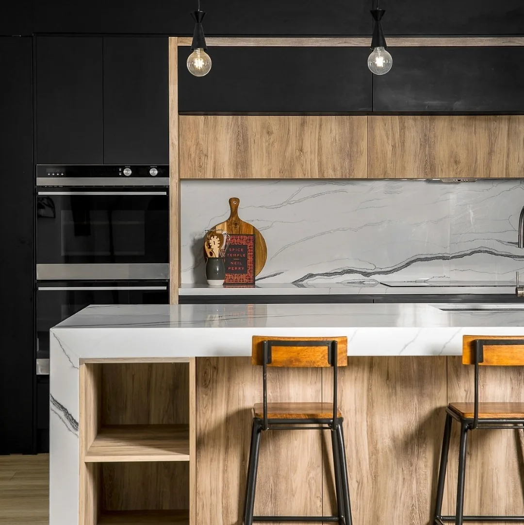 Mondria Kumair Lucciare Quartz installed — project photo 5