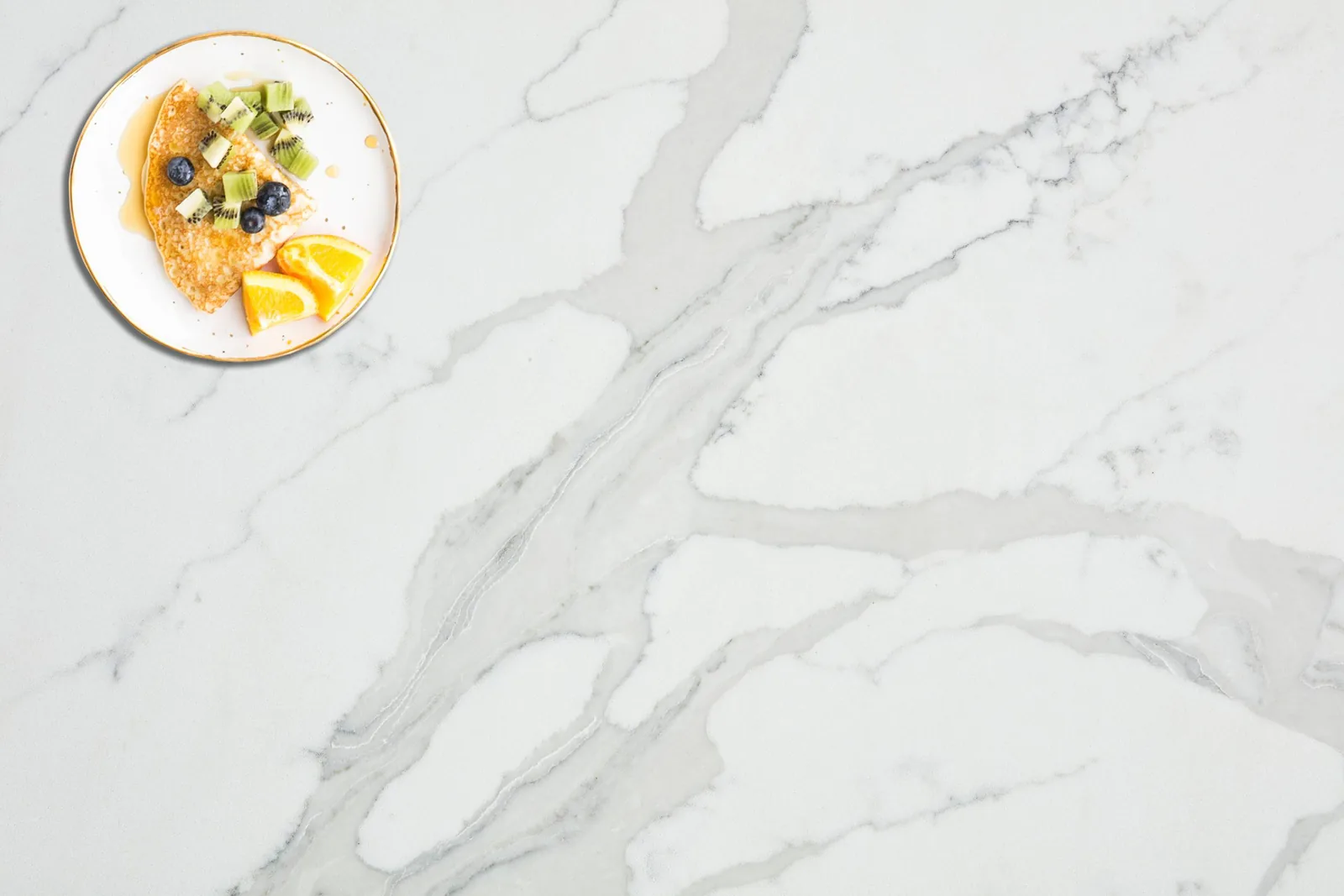 Statuario Dior Lucciare Quartz installed — project photo 7