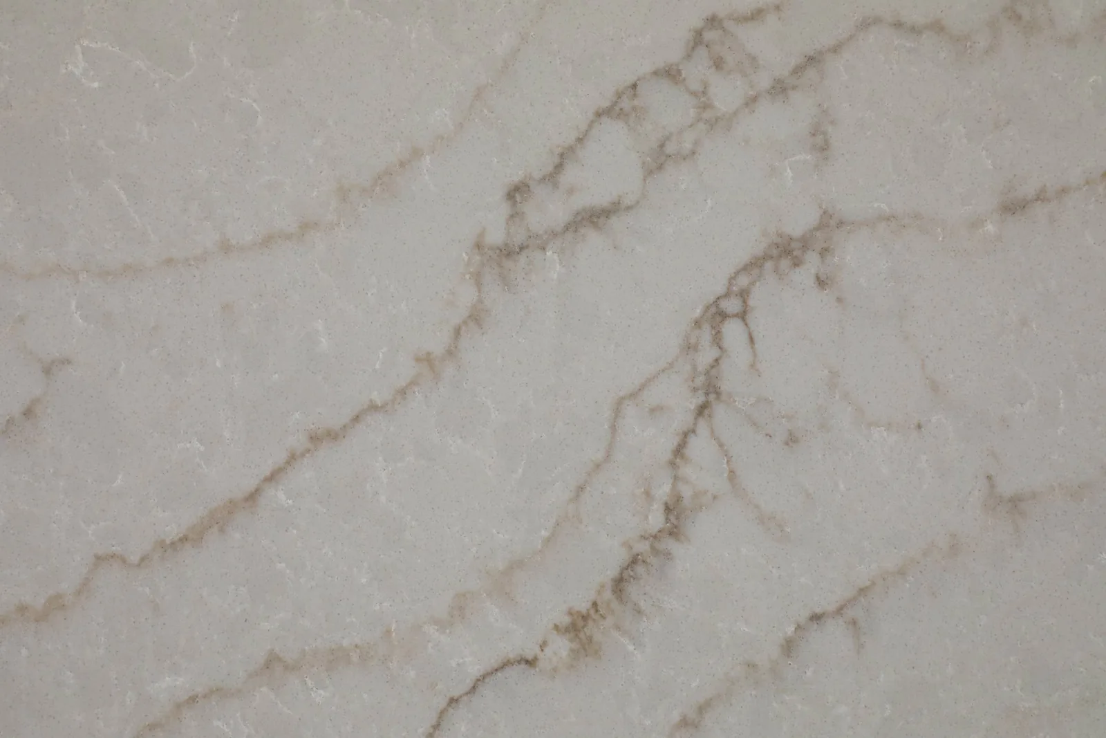 Taj Mahal Lucciare Quartz installed — project photo 2